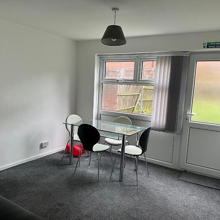 Homestays-Close To Coventry City And University I Free Parking I Wi-Fi Екстериор снимка