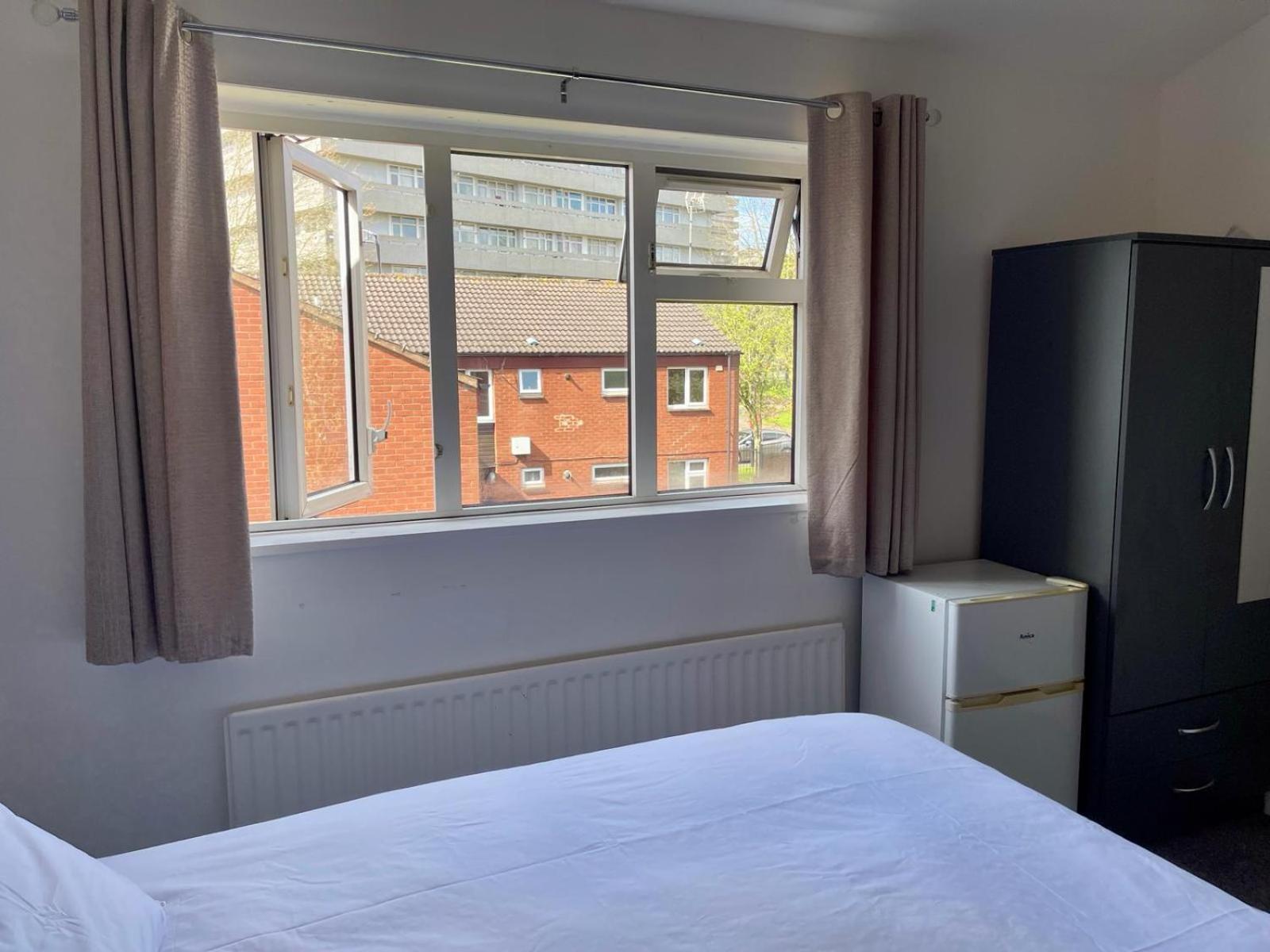 Homestays-Close To Coventry City And University I Free Parking I Wi-Fi Екстериор снимка