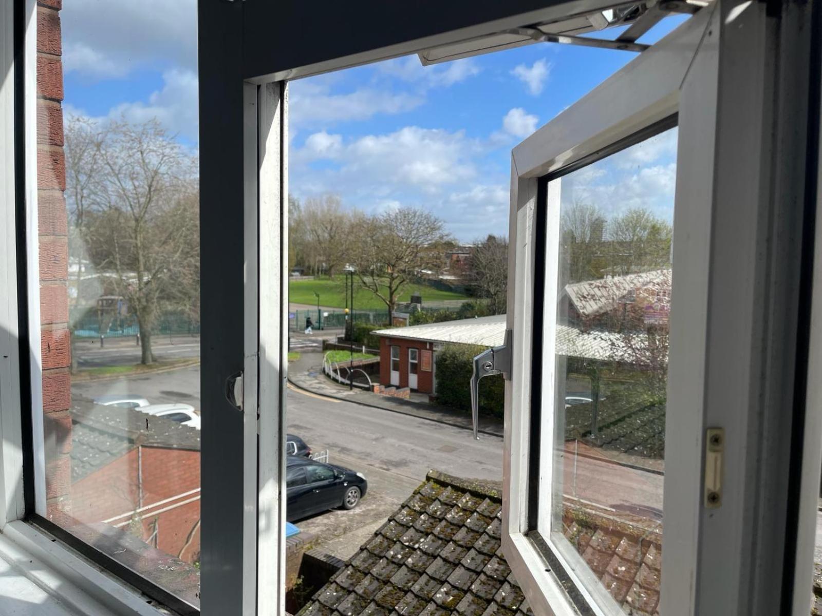 Homestays-Close To Coventry City And University I Free Parking I Wi-Fi Екстериор снимка